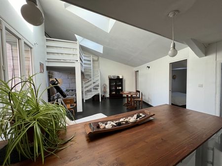 Location Appartement 2 pièces 59m² - Photo 2