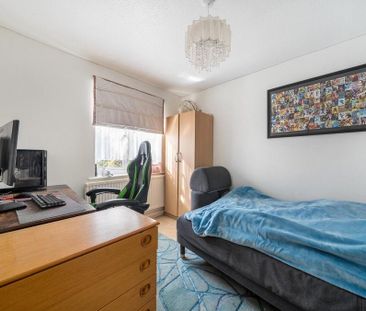 3 bedroom detached house to rent - Photo 4