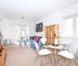 2 bed Apartment - To Let - Photo 4