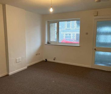 Belvedere Crescent, Barry, CF63 - Photo 1