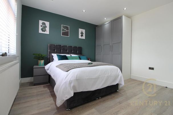 1 bedroom in a house share to rent - Photo 1