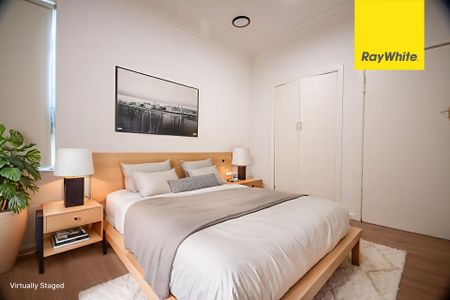 UPDATED THREE BEDDER IN CONVENIENT LOCATION - Photo 2