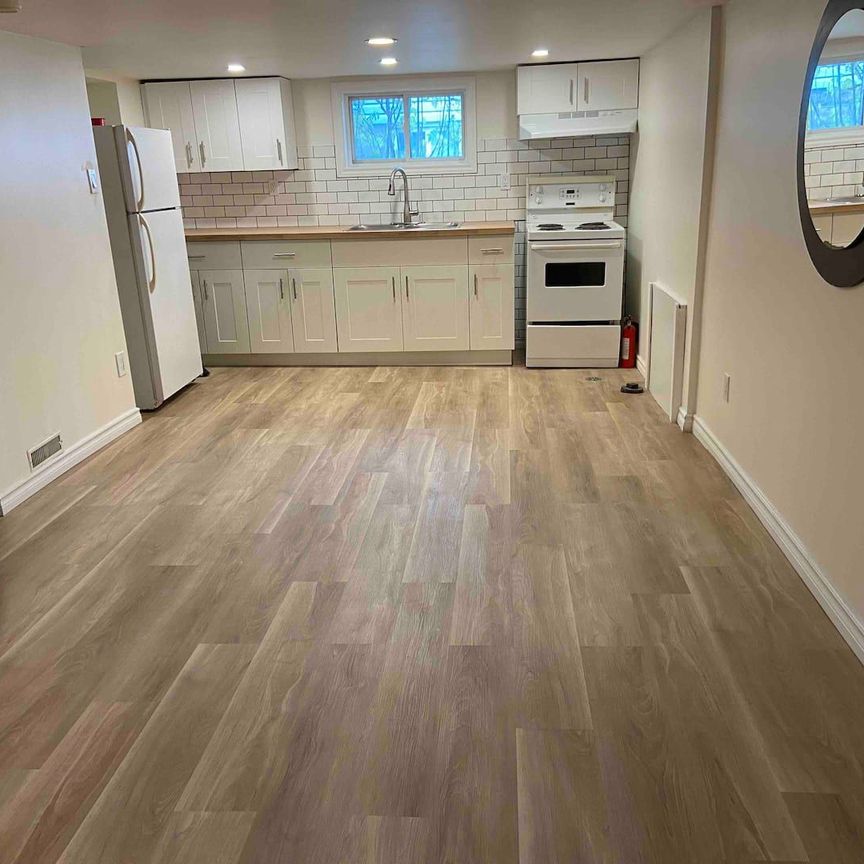 For Lease - 5715 Highland Avenue Unit# LOWER UNIT, Niagara Falls, Ontario - Photo 1