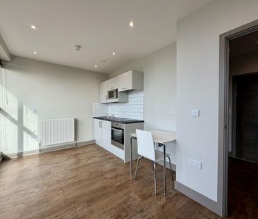 1 bedroom flat to rent - Photo 2