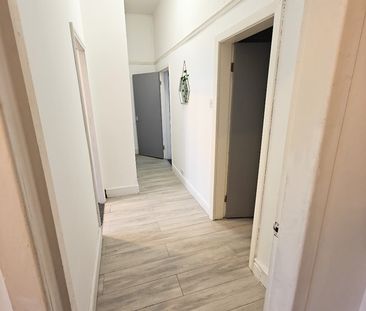 Fairfield Crescent - Photo 4