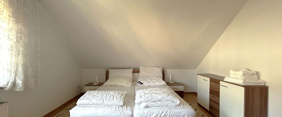 Hübsche 2,5 Zimmerwohnung mit Balkon im grünen Wunstorf - Photo 1
