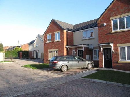 Saffron Gardens, Nuneaton, CV11 - Photo 2