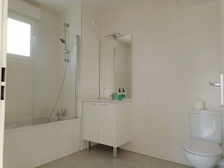 Location Appartement 2 pièces 40m² - Photo 2