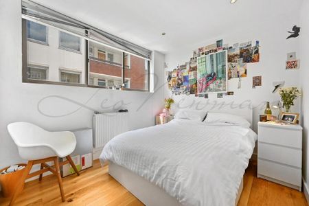 3 bedroom mews to rent - Photo 3