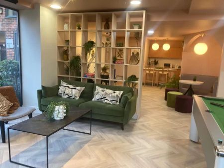 Ensuite Bronze - Photo 4