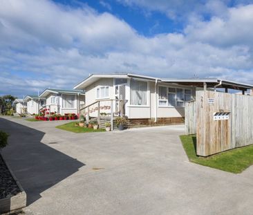 Convenient One-Bedroom Living on Lytton Road - Photo 3