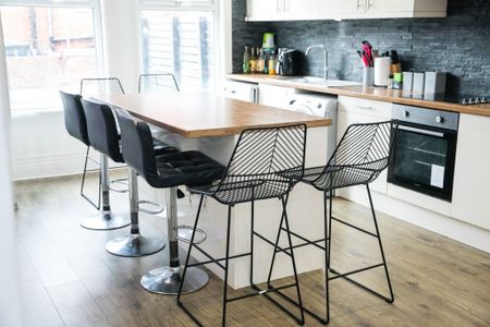 Estcourt Avenue, Headingley, Leeds - Photo 4