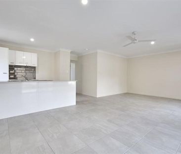 Perfect Large Family Home - Photo 4