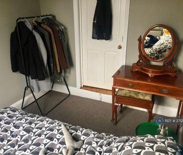 4 bedroom terraced house to rent - Photo 4