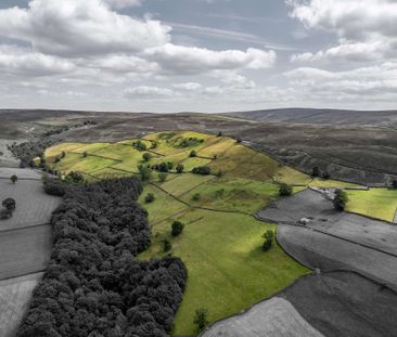 3 bed farmhouse with farm buildings at Storiths, Skipton - Photo 4