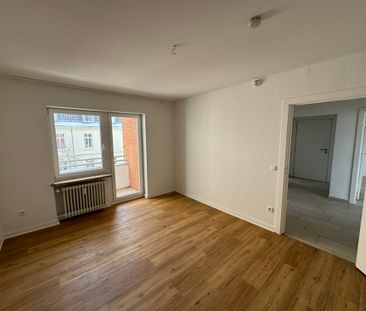 Lichtdurchflutete 3-Zimmer-Wohnung in St. Jürgen vor dem Mühlentor! - Photo 5