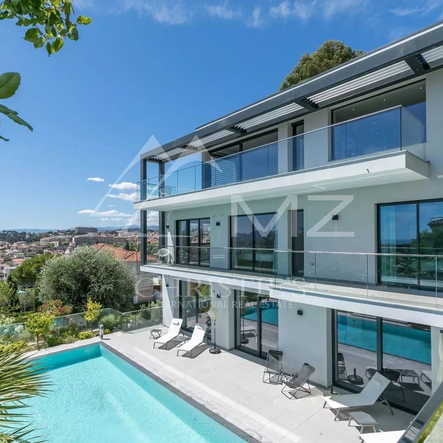 Proche Cannes - Villa contempraine neuve - Photo 1