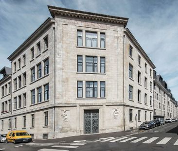 Location Appartement 1 pièce 40m² LA ROCHELLE 17000 - Photo 5