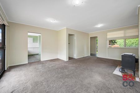 101 Walker Crescent, Narrabundah ACT 2604 - House For Rent | Domain - Photo 2