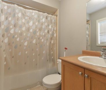 For Lease - 49 Pergola Way, Brampton, Ontario - Photo 4