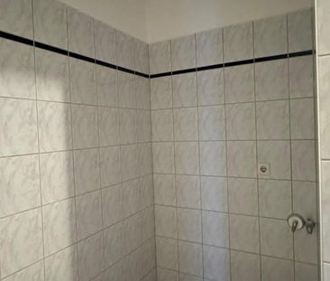 Helle 3-Raum-Balkonwohnung in ruhiger Lage in Stadtfeld-Ost - Photo 1