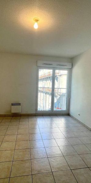 Location Appartement 1 pièce 25m² BEZIERS 34500 - Photo 1