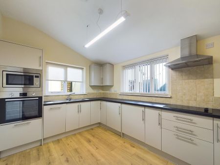 2 bedroom cottage to rent - Photo 3