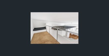 Looking for something unique with a touch of class? Gorgeous unit with loft - just divine! - Photo 4