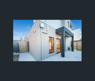 Extraordinary Living! - Photo 2