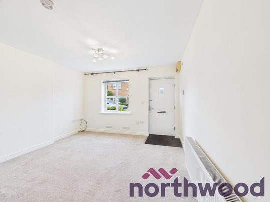 2 bedroom mews to rent - Photo 1