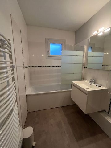 Location Appartement 1 pièce 31m² - Photo 5