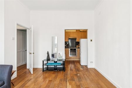 Sinclair Road, Shepherds Bush, W14 flat to rent - Photo 5