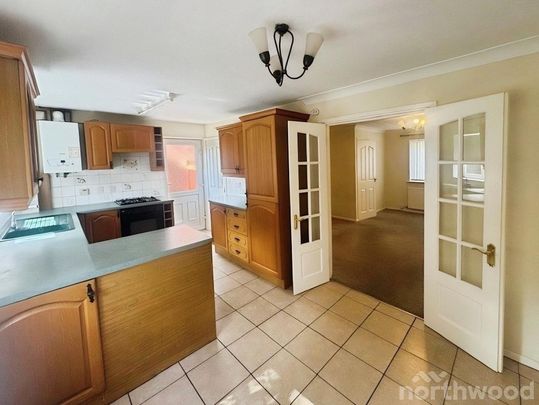 3 bedroom semi-detached house to rent - Photo 1