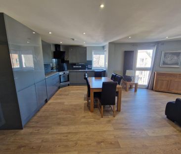 2 bedroom flat to rent - Photo 3