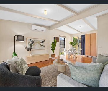 Effortless Coastal Living in a Prime Chelsea Spot - Photo 1