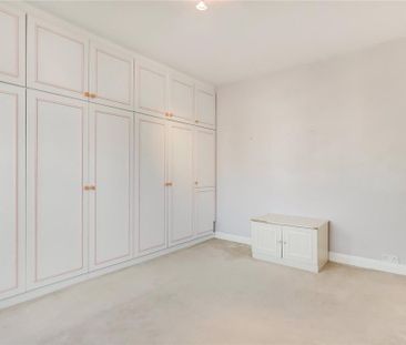 4 bedroom semi-detached house to rent - Photo 6