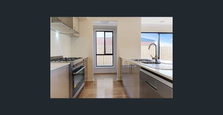 7 Tower Court, Wallan, Vic 3756 - Photo 5