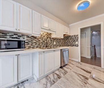 For Lease - 7 Eastwood Avenue, Oshawa, Ontario - Photo 1