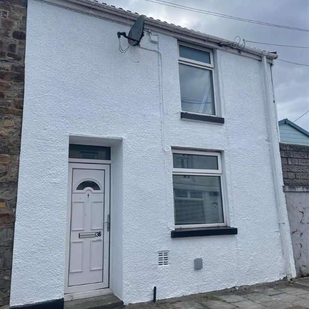 Bell Street, Aberdare, CF44 - Photo 2