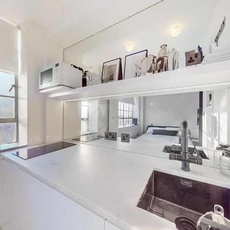 Studio to rent - Photo 4