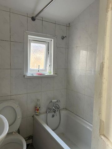 2 bedroom house share to rent - Photo 4