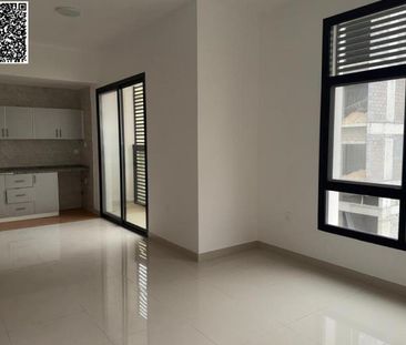 Brand New / Available Studio - Near China Mall - Photo 1