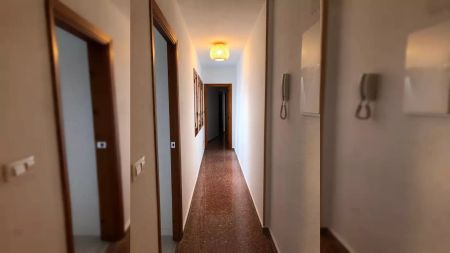 Room in a shared 4-bedroom apartment for rent in Javea - Photo 3