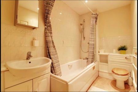 1 Bed Flat, Robert House, HA1 - Photo 4