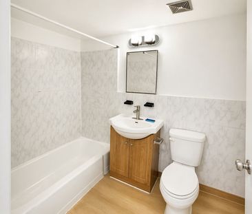 1900 Av. Lincoln, #24 - Photo 5