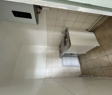 Location Appartement 1 pièce 26m² - Photo 2