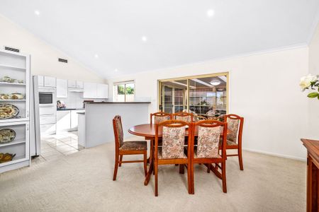 3 Tarcoola Close, Belmont North - Photo 3