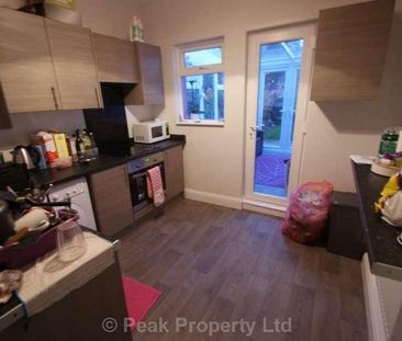 Student House Share -, North Avenue, Southend On Sea, SS2 - Photo 1