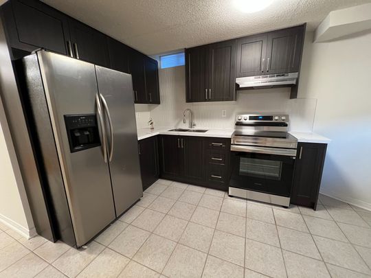 For Lease - 13 Grosbeak Crescent Unit# Basement, Toronto, Ontario - Photo 1