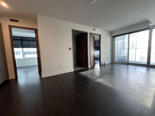 For Lease - 17 Bathurst Street Unit# 1506, Toronto, Ontario - Photo 1